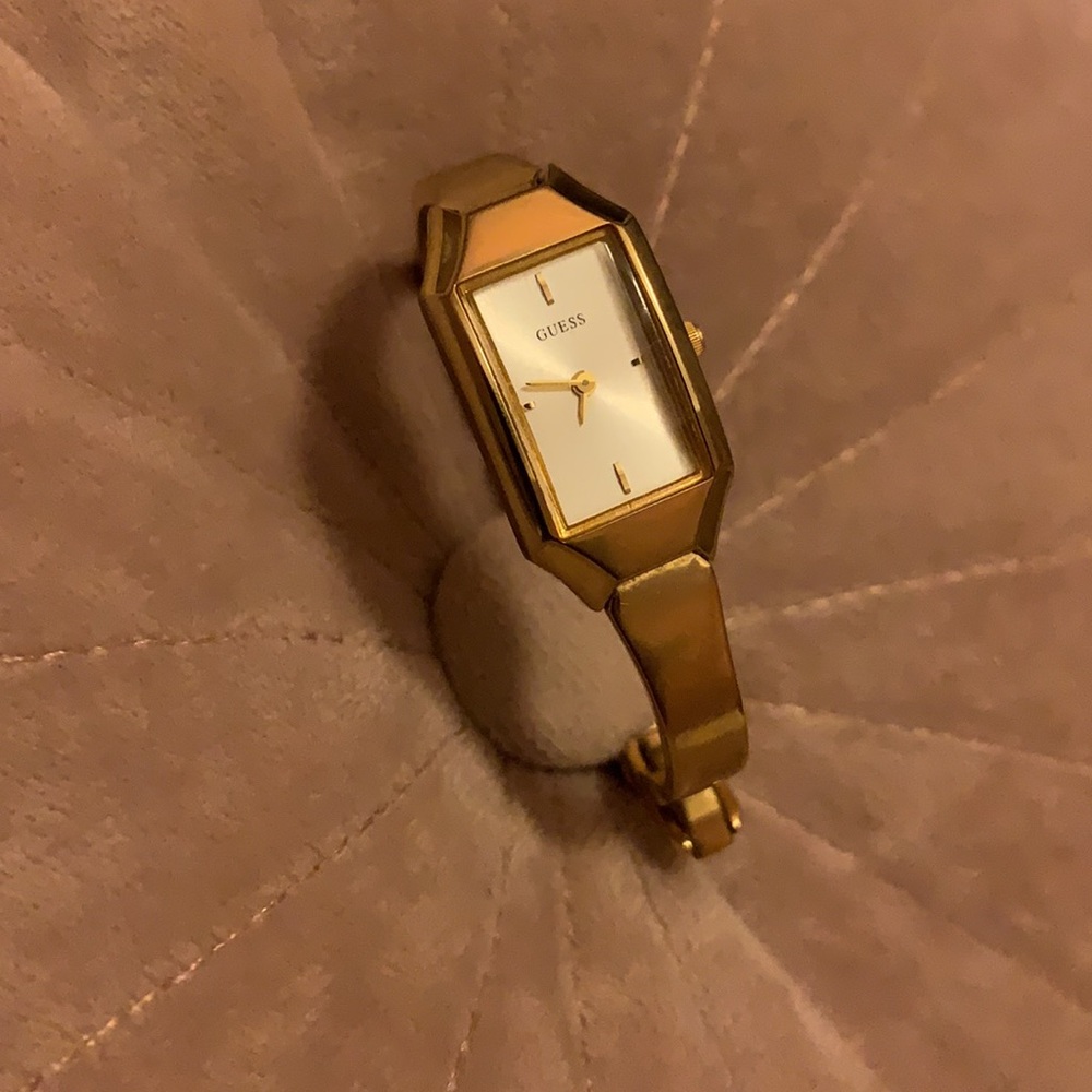 Guess Women’s Gold Watch 6.5 7